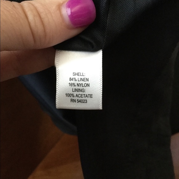 🥂 Classy LBD🥂 - Picture 4 of 4